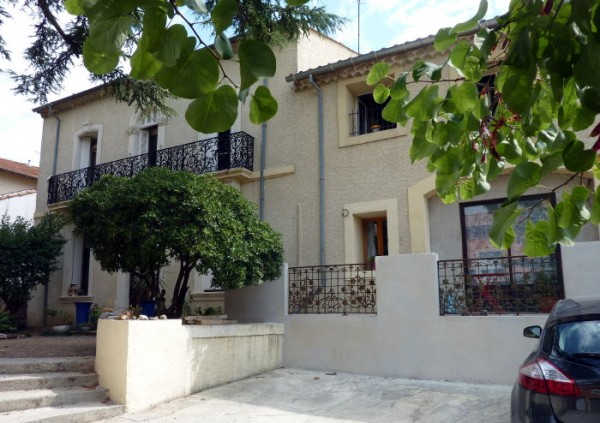 Buying property in languedoc stay at Villa Roquette 