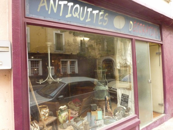pezenas antique shop