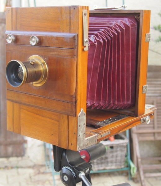 wet plate collodion camera from Villa Roquette